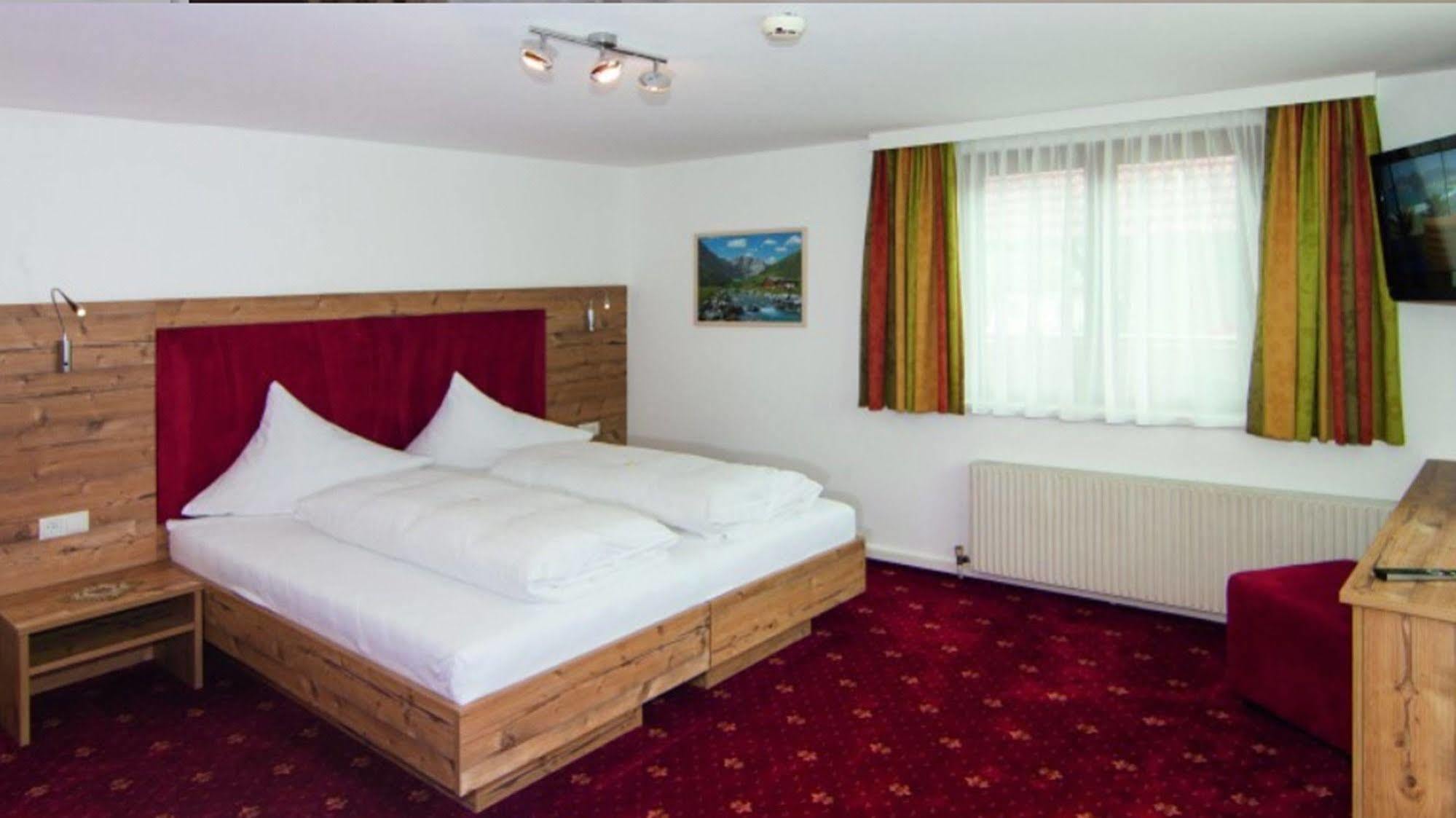 Hotel Neuwirt Mieming Dış mekan fotoğraf